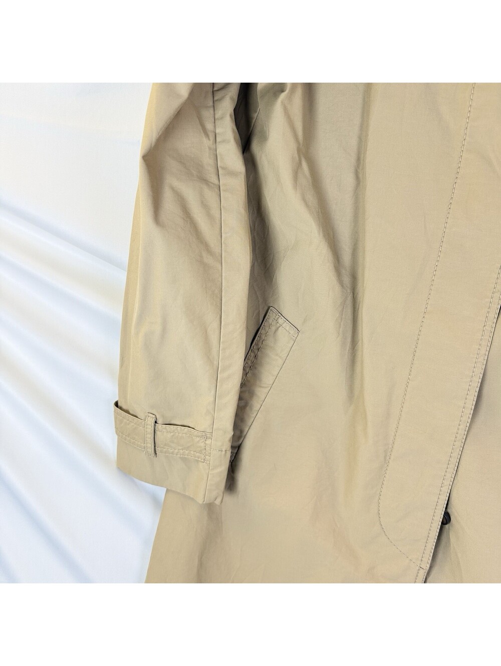 Gap Women's Beige Trench Coat Mid-Length Button Closure Pockets Size M - Picture 2 of 14